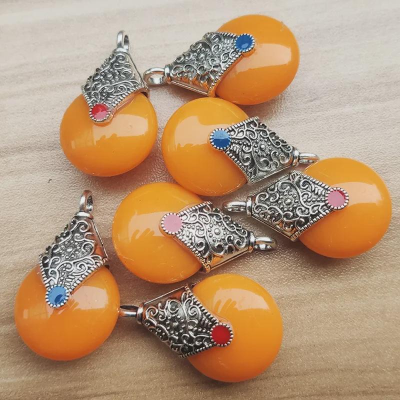 Vintage Tibetan Silver Necklace with Resin Beeswax Pendant and Colorful Bodhi Bead Accessories