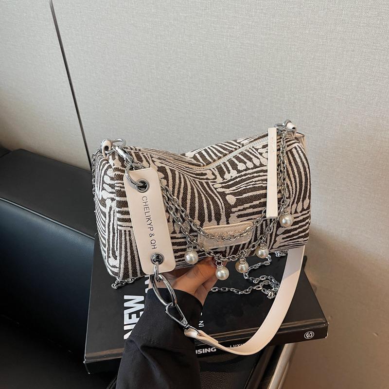 College students class big bag women's new fashion commuter shoulder bag summer large capacity striped pillow bag