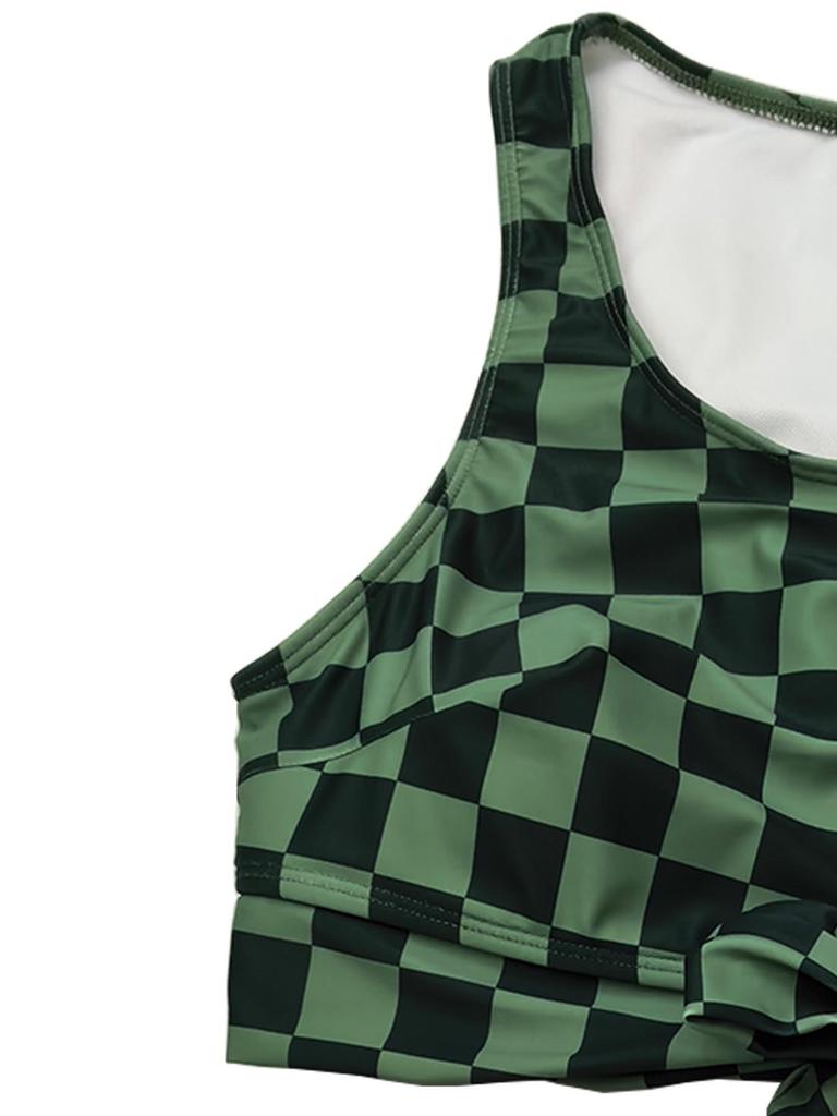 Badeanzug in Übergröße mit hohem Bund, Trägern und Schlitz, mit Bauchkontrolle