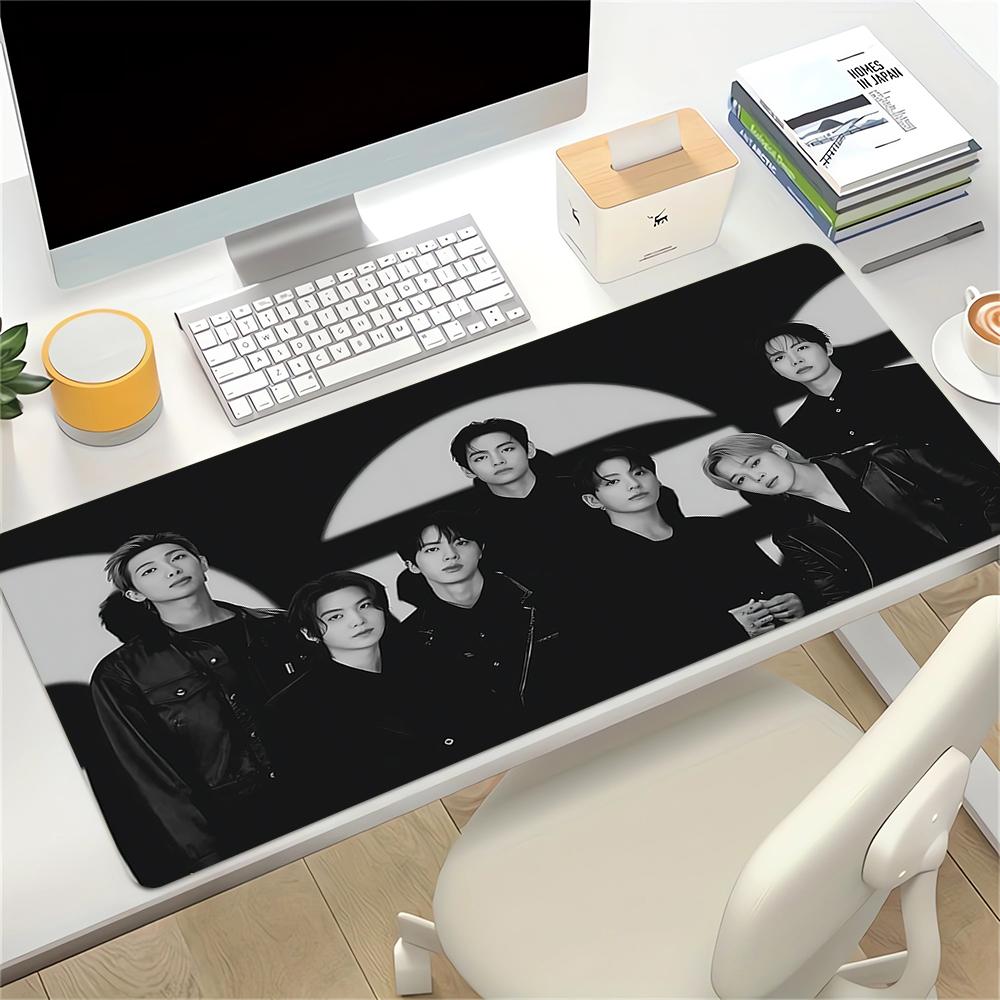 Urban Night Vibes Large Gaming Mouse Pad Nonslip Rubber Base Waterproof Desk Mat For Office Pc Laptop