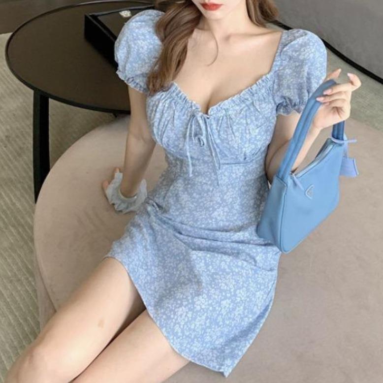 Summer Sexy Puff Sleeve Short Skirt Updated Style Scheming Clavicle Square Collar Platycodon Waist Floral Dress for Women