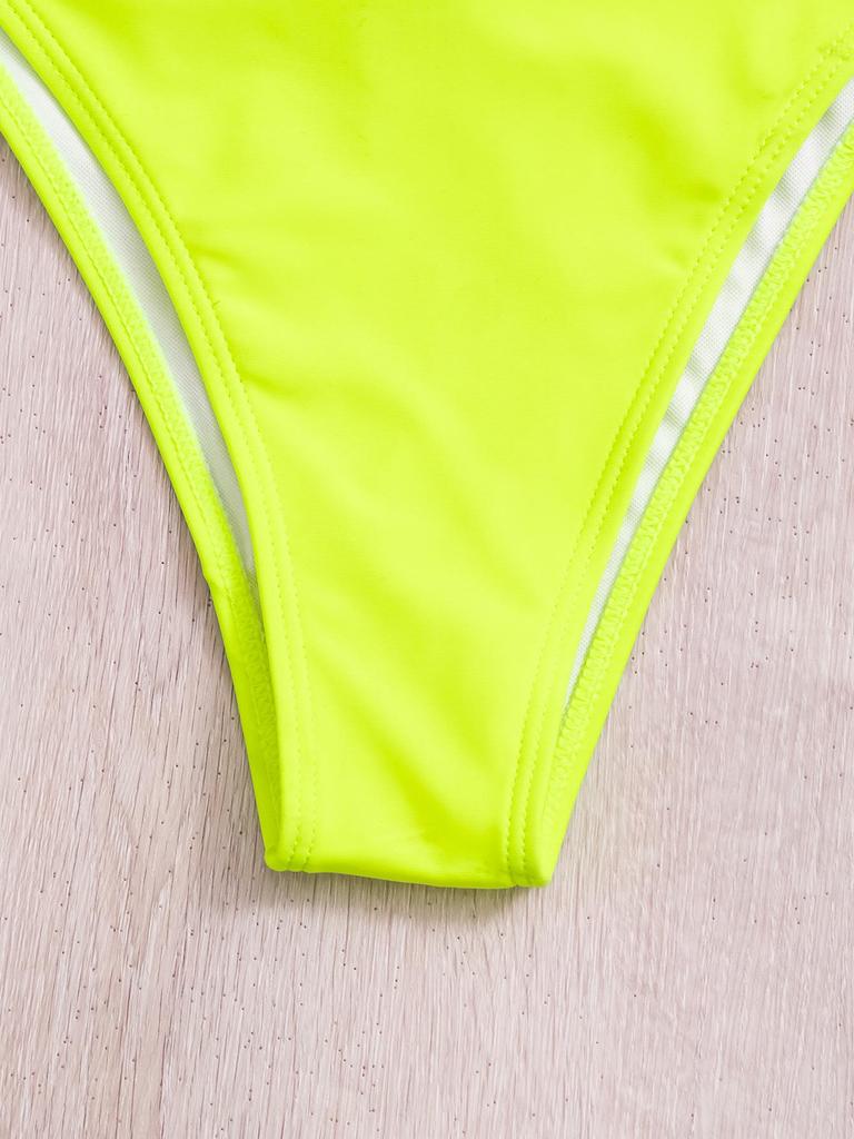 Europejsko-amerykański strój kąpielowy bikini z rozcięciem i odkrytymi plecami dla seksownej gorącej dziewczyny