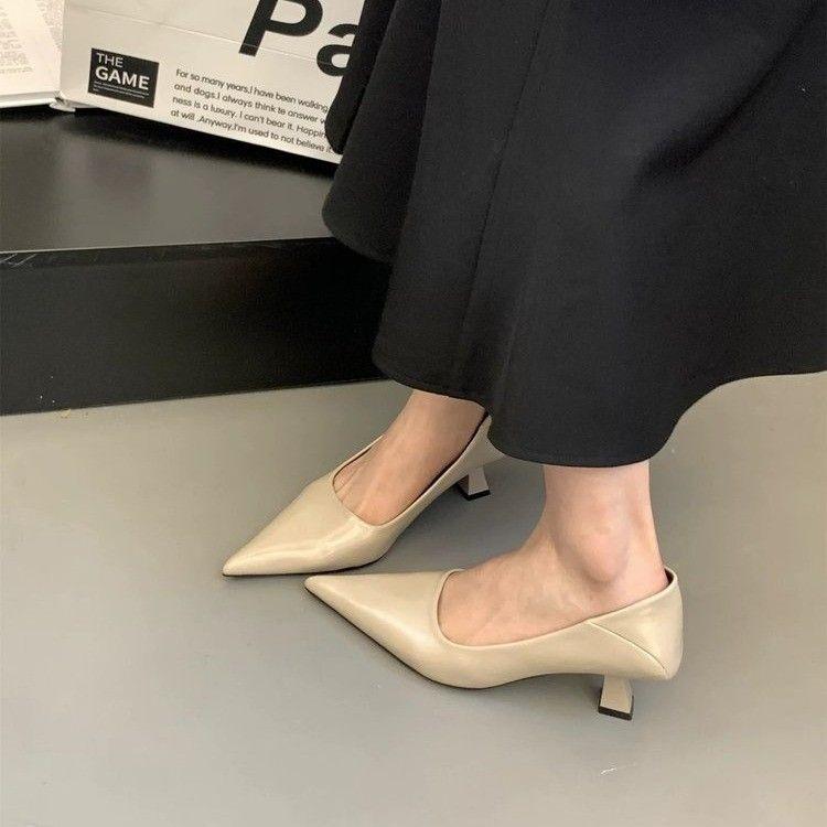 

Retro square head light mouth thick heel single shoes women s spring and autumn new models with cheongsam one-word buckle belt Mary Jane medium hig 41