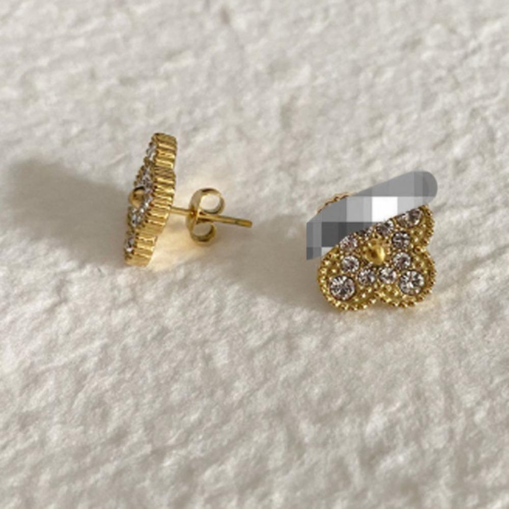 9MM Small Four-leaf Flower Earrings Fashion Fresh Small Earrings