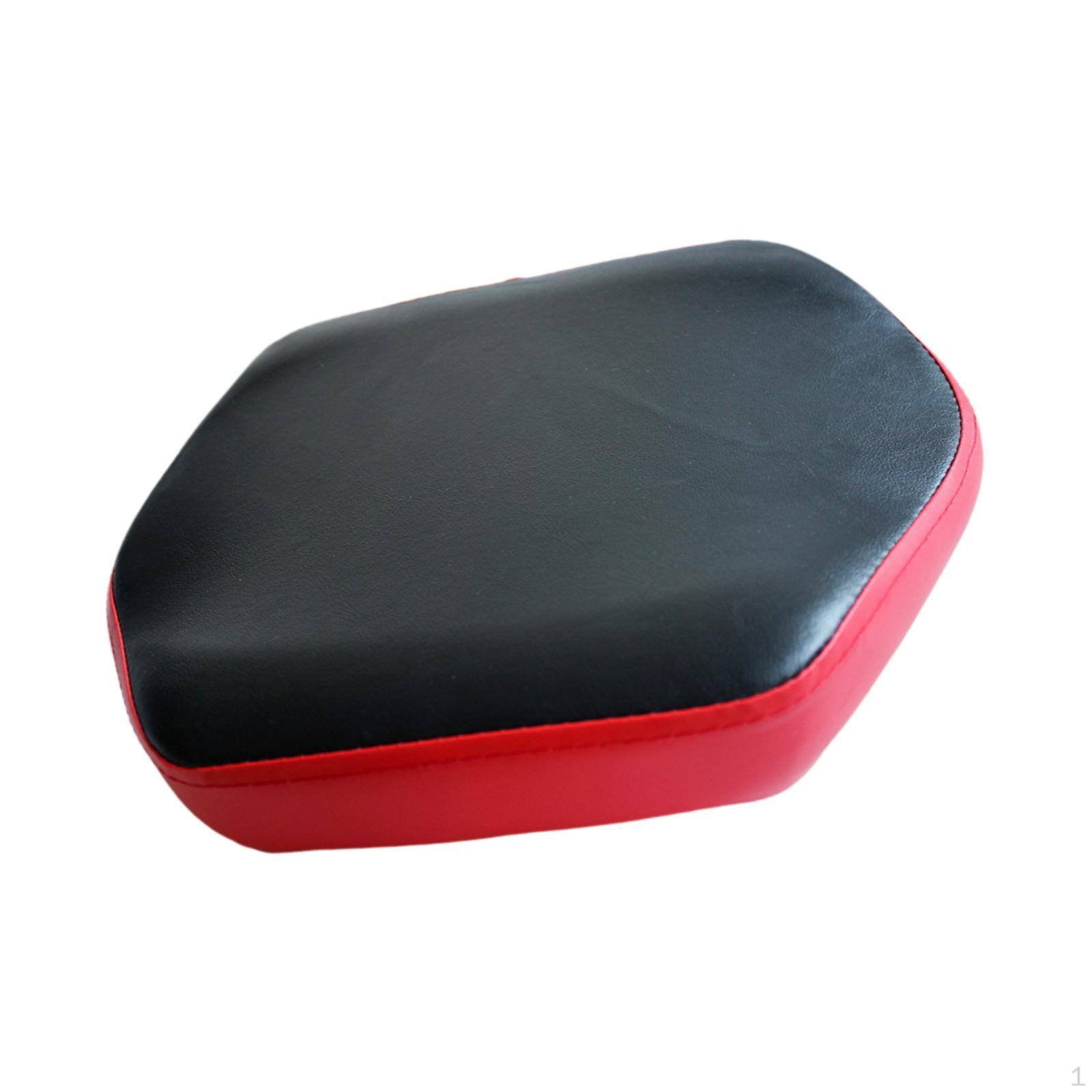 Удобная подушка на сиденье гребного тренажера для эффективных домашних тренировок