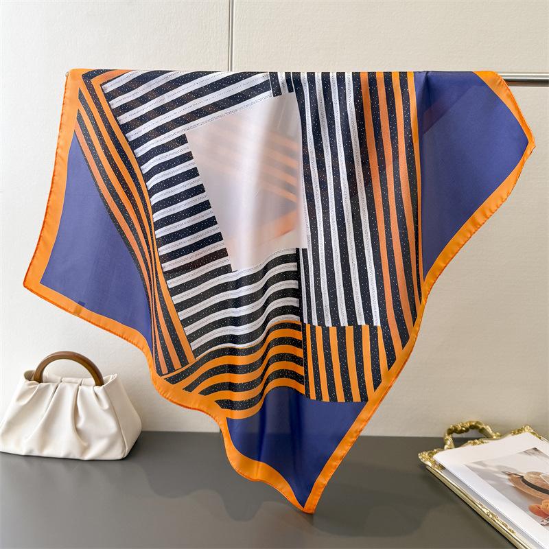 

Luxury Simple Designer 70cm Square Scarves Women s Silk Scarf Spring and Summer Bandana Small Hairbands Foulard Shawl 70x70cm