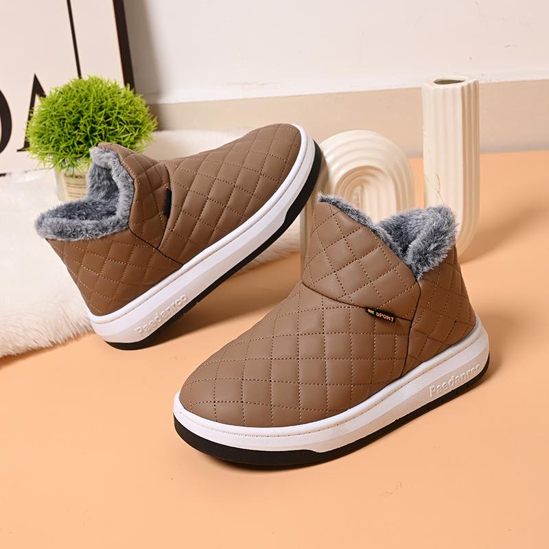Autumn/Winter Warm Velvet-Lined Snow Boots for Women - Short, Thick-Soled Cotton Footwear for Home