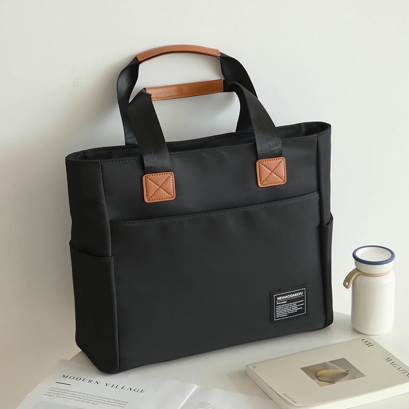 

Женская деловая сумка-тоут из ткани Оксфорд для ноутбука чёрный