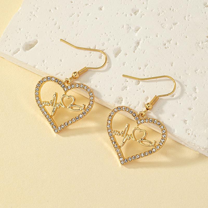 

Retro Korean Heart Earrings: Women s Diamond-Studded Electrocardiogram Studs