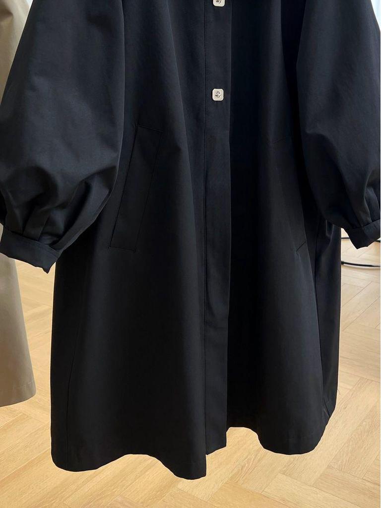 European Mid-Length Doll Collar Windbreaker for Women: Chic Spring/Autumn Coat