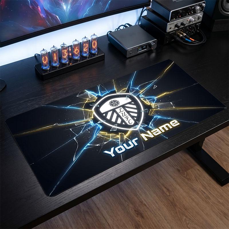Leeds United Individuelles Großes Mauspads, Personalisierter Name Textdruck, Fußball Logo Rutschfeste Schreibtischmatte Gaming Geschenk