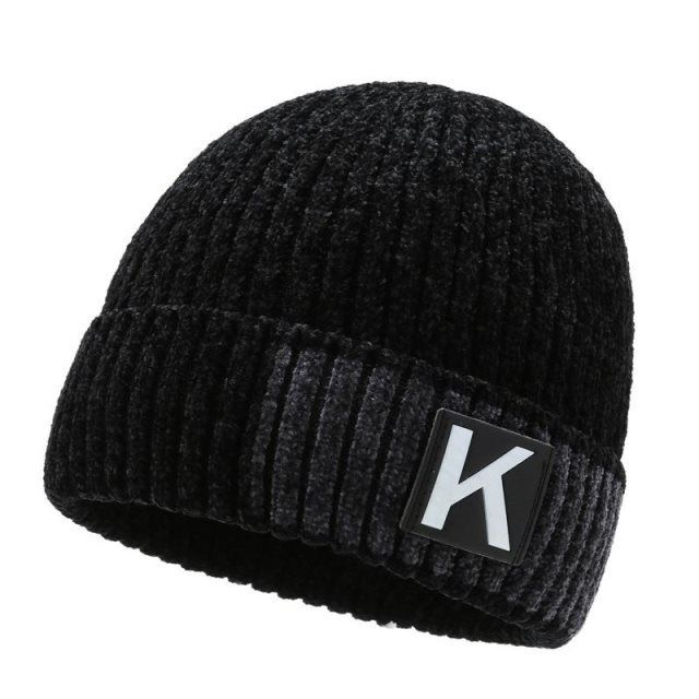 New Winter Cold Cotton Outdoor Ear Protection Fashion Chenille Warm Beanies Knitted Hat for Women and Men