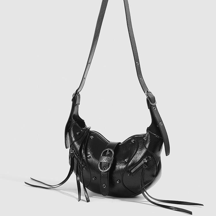 2025 New Women's Bag Large Capacity Motorcycle Underarm Bag High-end Fashionable Niche Design Single Shoulder Crossbody Bag