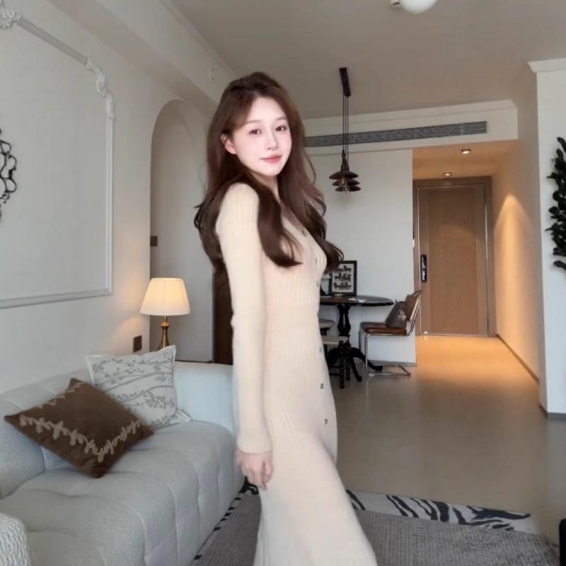 [] Gentle Long-sleeved Knitted Inner Dress Children's Autumn and Winter New Temperament Bottoming Hip-wrapped Dress