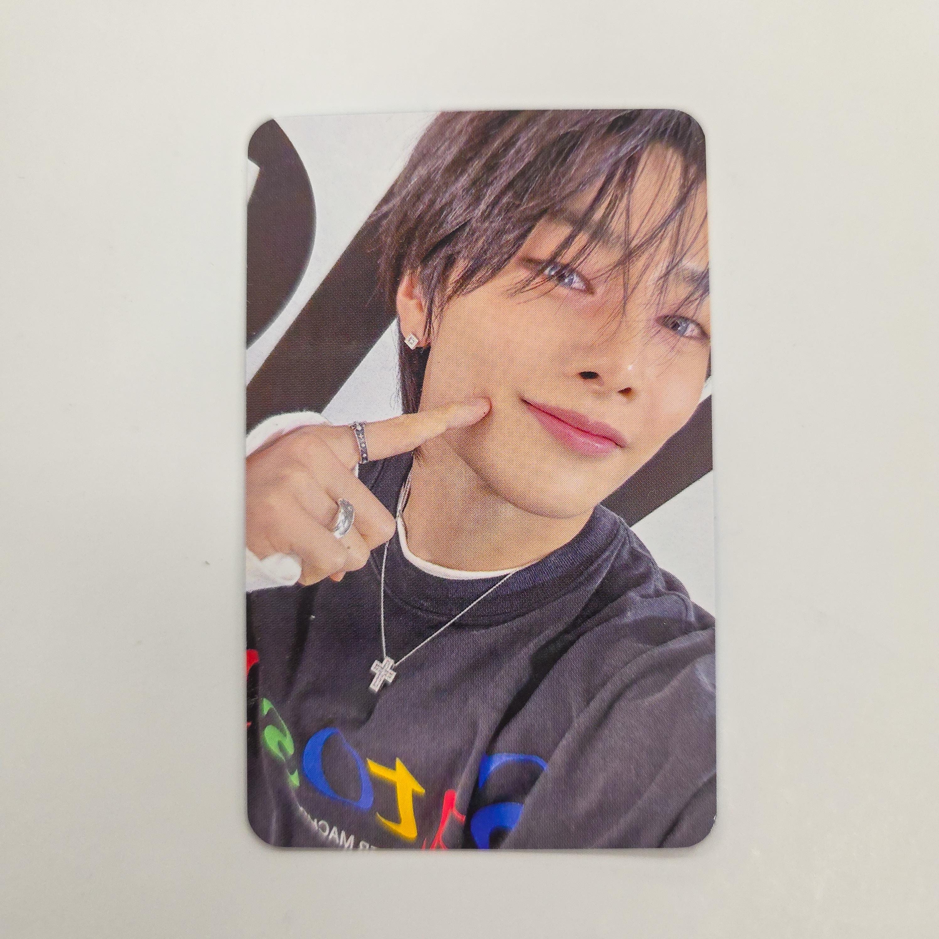 Stray Kids Мировой тур dominATE : празднуйте Фотокарточку POB Real Touch I.N