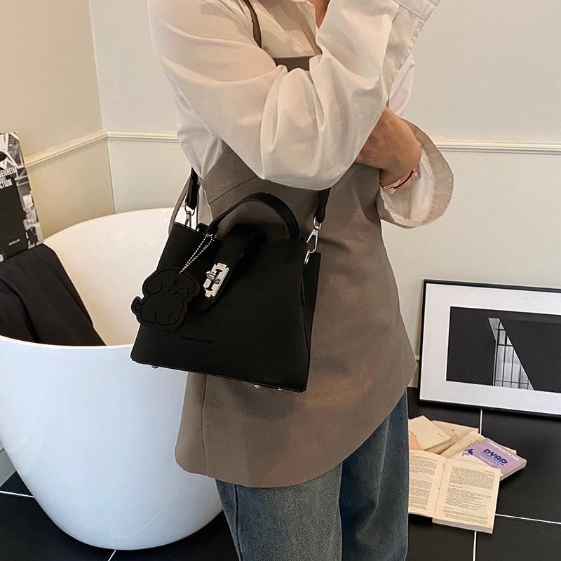 Bag Women's New Fashion Shoulder Messenger Bag