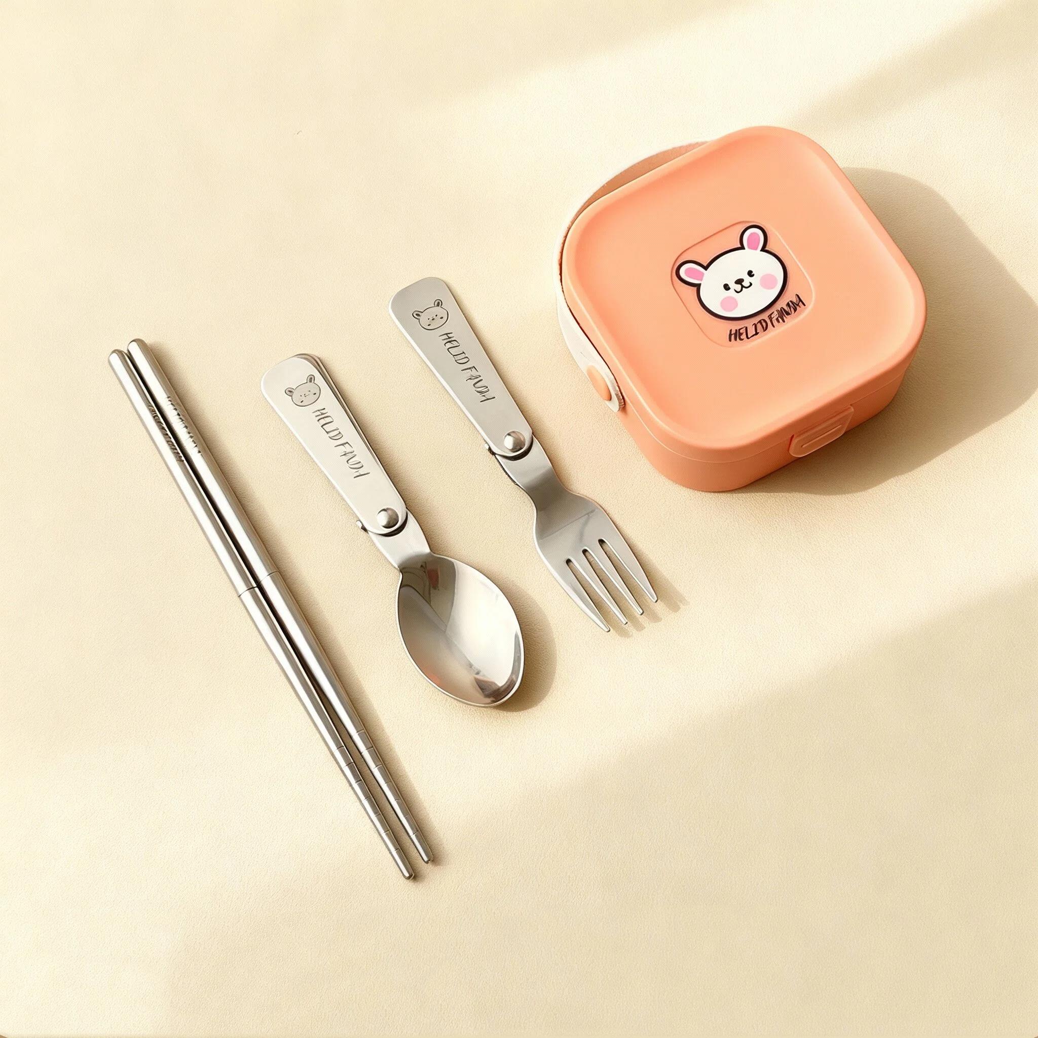 

4Pcs/Set Folding Dinnerware Set Camping Picnic Cartoon Portable 304 Stainless Steel Foldable Cutlery With Case For Kids Students розовый
