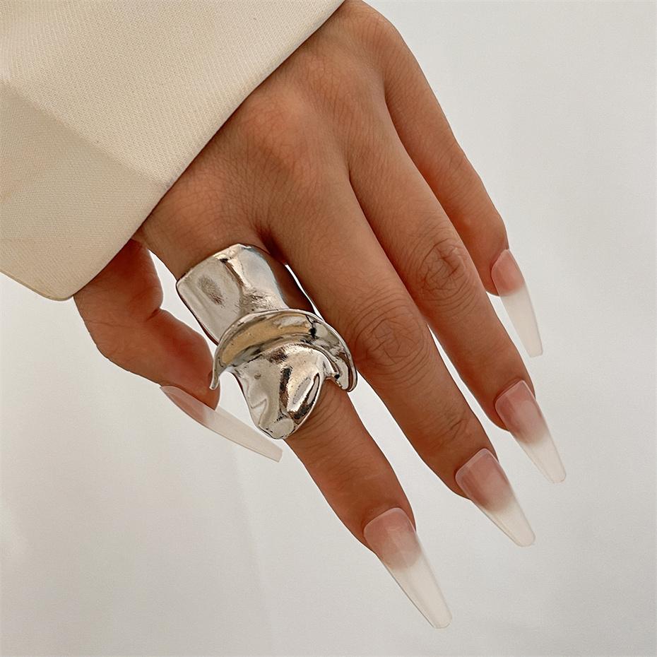 

Ingemark Exaggerated Large Irregular Metal Rings for Women Vintage Geometric Gold Color Finger Ring Daily Couple Wed Accessories