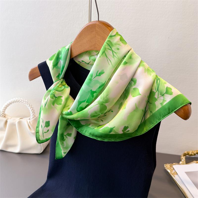 Fashion Floral Print Satin Hairbands Scarf Women 2026 New Elagant Bandana Neck Kerchief Head Bands Foulard Female Scarfs
