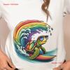 Tricou Vibrant Broască Țestoasă Marină Bumbac Artistic Viața Marină Val Curcubeu Surf Plajă Colorată Ecologic Prietenos Modă de Vară