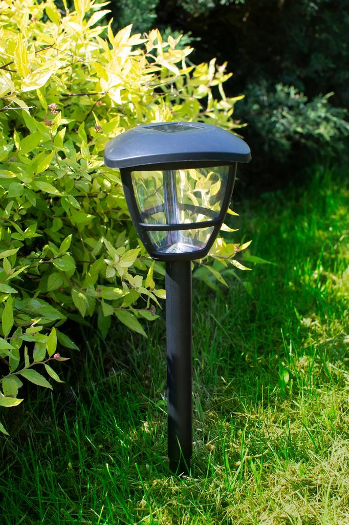 Solar Led Garden Lantern Lamp, Elegant