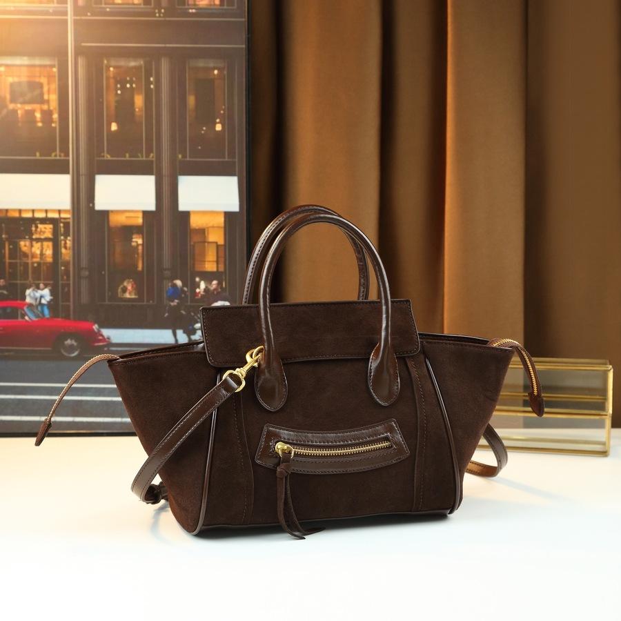 

Fashion Smiley Face Bag Women Go Out Large Capacity Trendy Cool Portable Tote Bag Single Shoulder Cross Wing Bag темно-коричневого