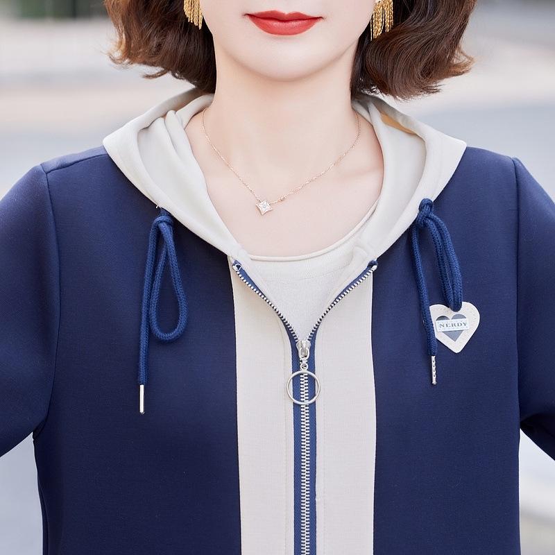 Stylish Spring & Autumn Sports Suit for Women: Age-Defying, Elegant Two-Piece Set for Middle-Aged & Elderly Moms.
