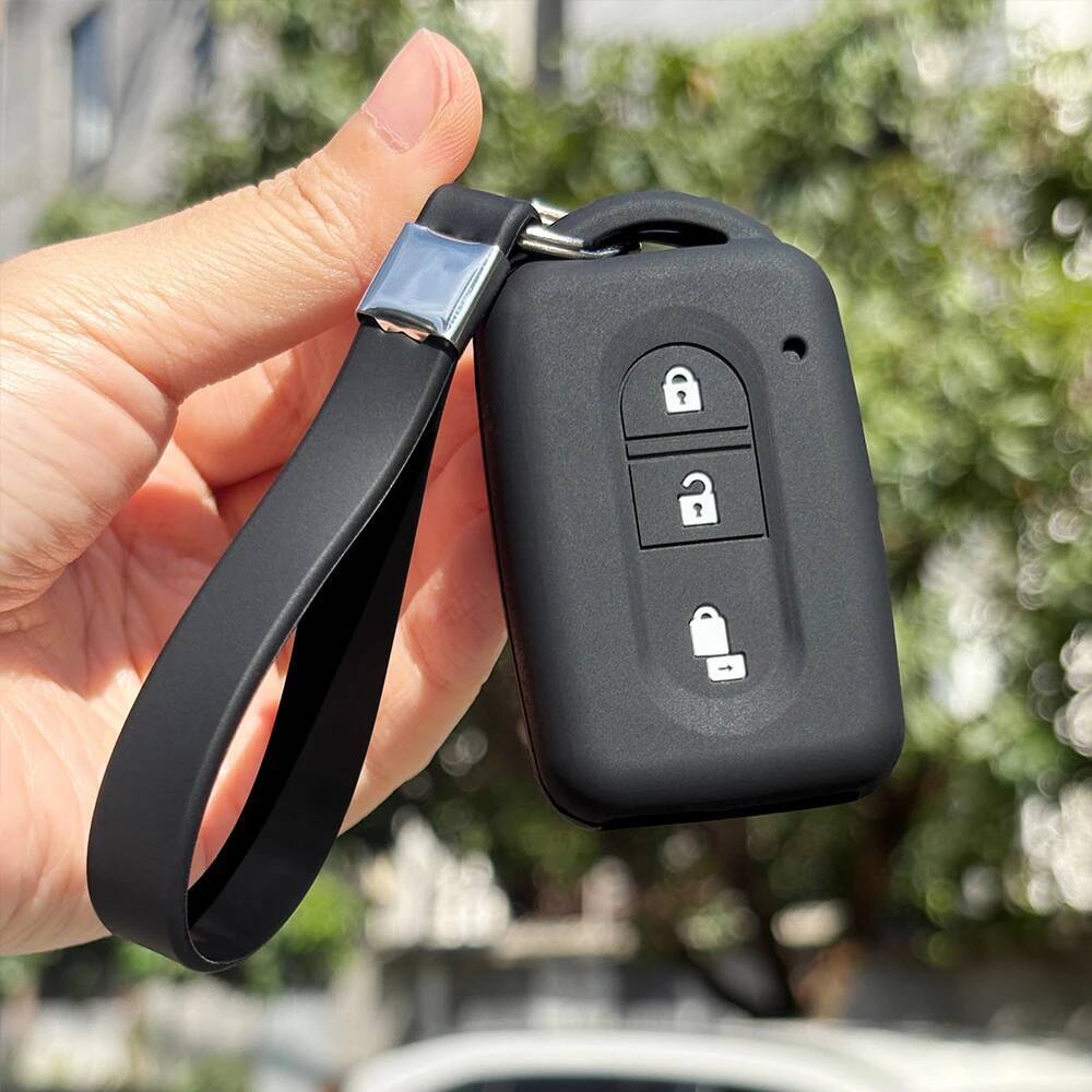 Keychain Protect For Nissan Tiida Nv200 X-Trail T-31 Qashqai Micra Pathfinder Navara Kashkay Silicone Car Remote Key Holder Case