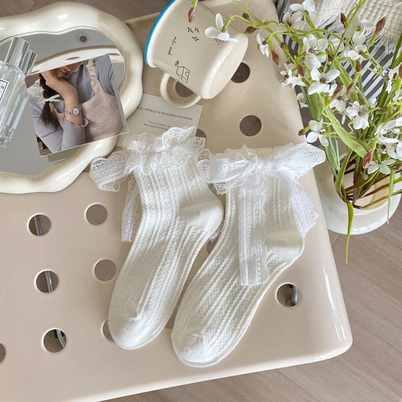 Female Spring Summer New Style Sweet Lace Edge Bow In The Tube Pile Socks