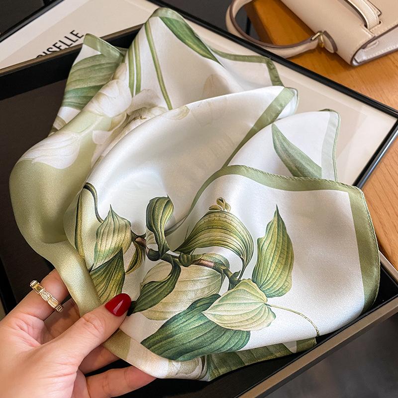100% Silk silk Bandana Women Square Scarves Wrap Kerchief Mulberry Spring Fashion Headband Hijab Shawls Foulard Headkerchief