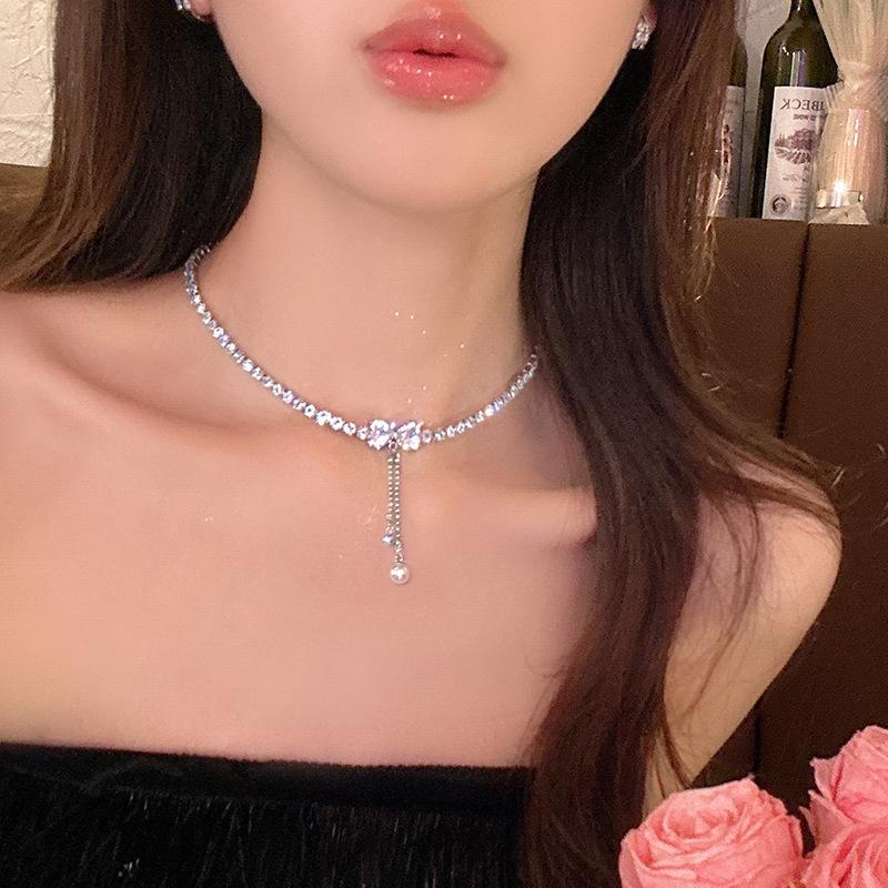 Bow tassel necklace women's light luxury neck chain collarbone chain dress choker
