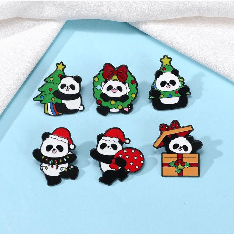 Christmas panda brooch, cute animals, Christmas tree, holiday gift box metal badge, back packaging accessories