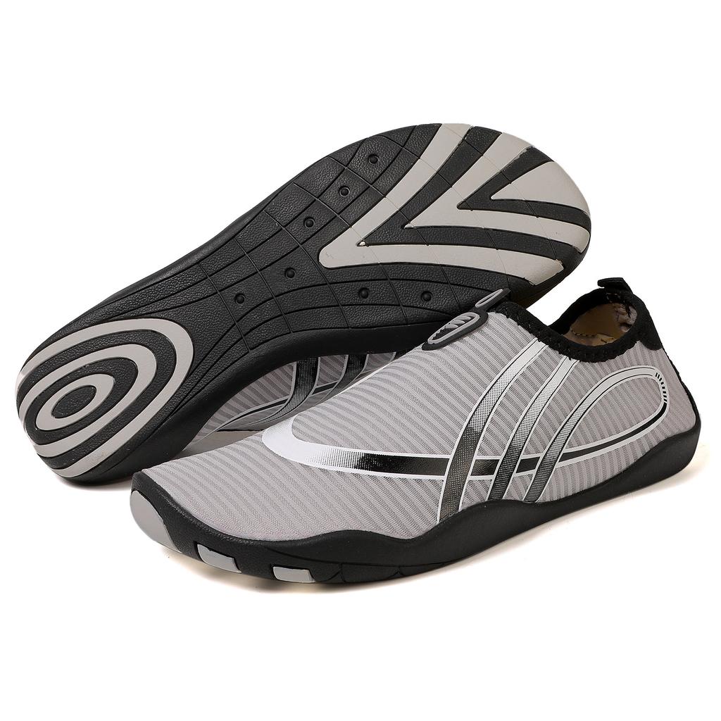 New Outdoor Creek Walking Shoes Non-slip and Wear-resistant Quick-drying Shoes Wading Shoes Rubber Sole Breathable Mesh Barefoot Water Shoes