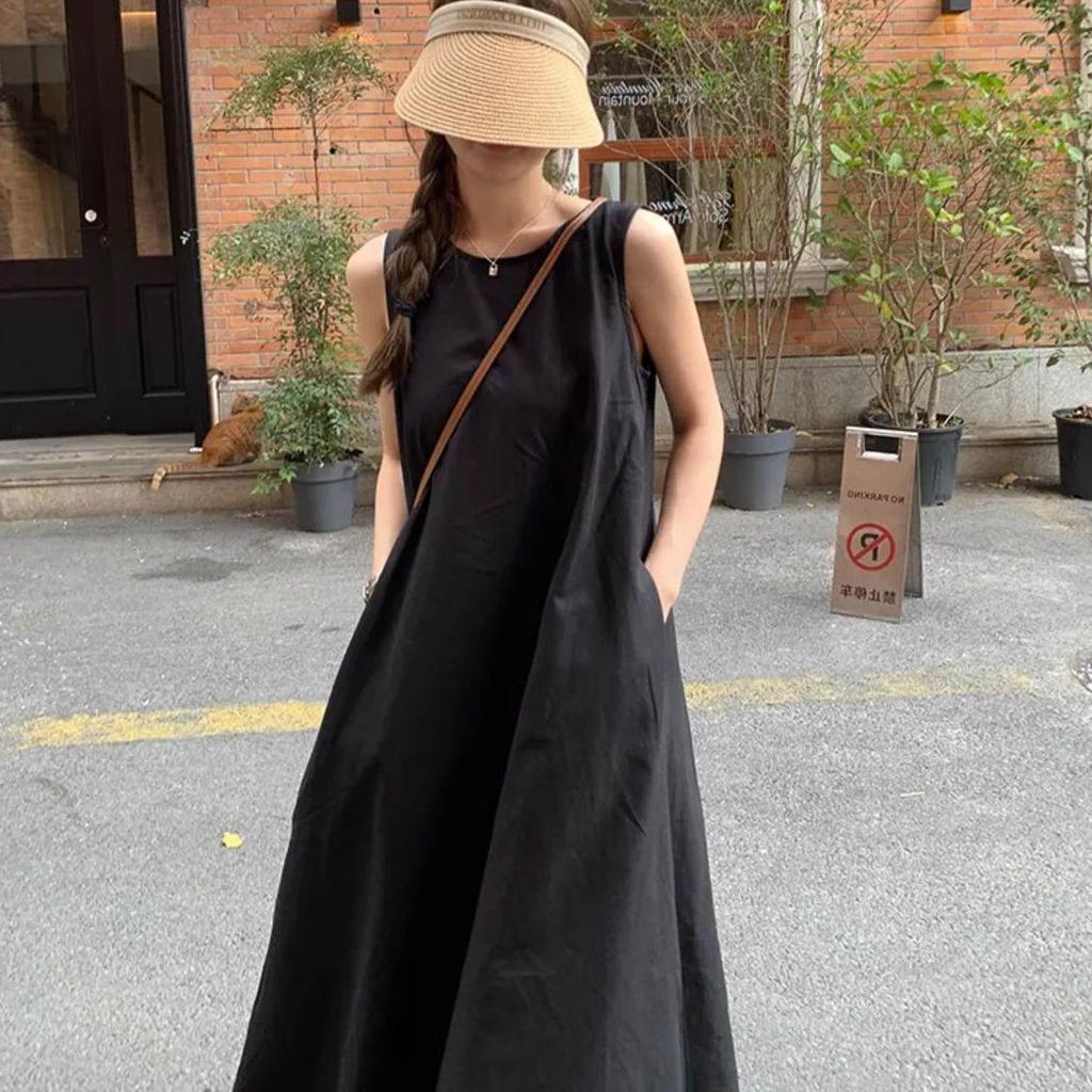 Ärmelloses Sommer-Westenkleid im koreanischen Stil - Französisch inspiriertes Design mit schlichter langer Silhouette und rundem Ausschnitt mit Rückenausschnitt