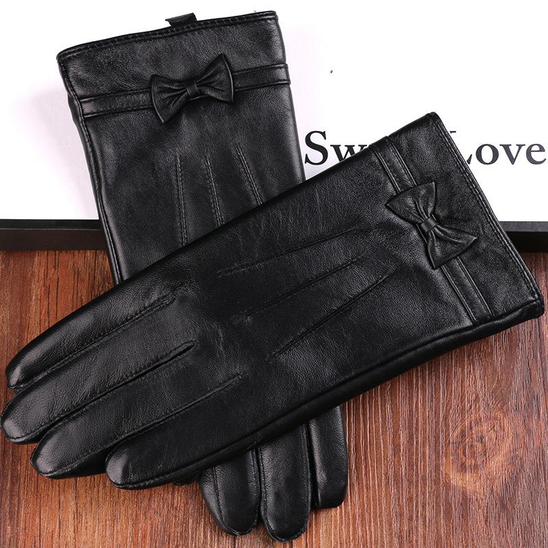 

Women s autumn and winter sheepskin gloves, piled and thickened outdoor sports, warm and cold-proof fashion bow touch screen gloves One Size
