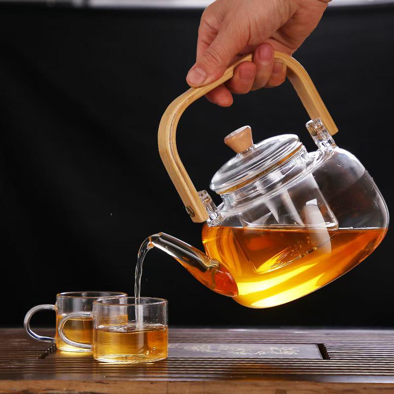 Japanese-Style Handmade High-Temperature Resistant Glass Teapot with Large Bamboo Handle for Brewing