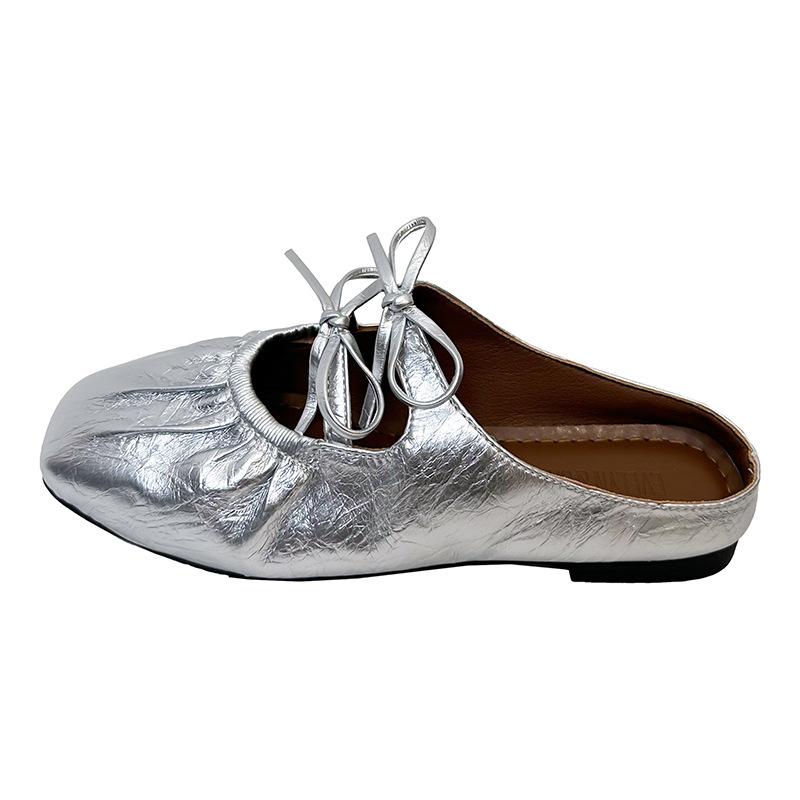 Breathable and Lightweight Silver Bag Head Flat-bottomed Slippers for Women's Summer Wear 2025 New Non-slip Soft-bottomed Versatile Sandals