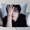 Park Sunghoon Cantante Pop Federa Quadrata Camera da Letto Divano Cuscino Comfort per il Tempo Libero Auto Soggiorno Decorazione per la Casa 40X40