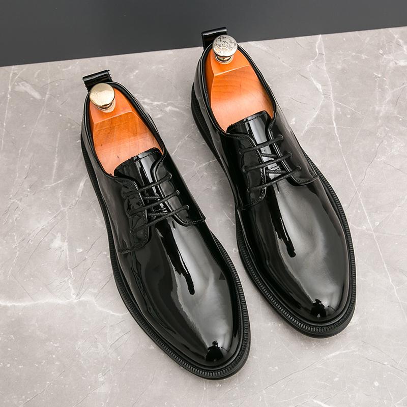 Fashion White Classic Office Men Shoes Wedding Men Formal Shoes Luxury Fashion Groom Wedding Shoes Men Oxford Shoes Dress Leather Shoes