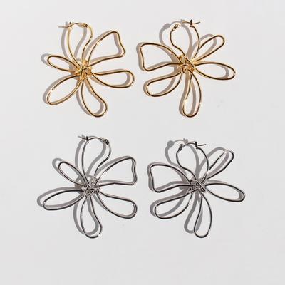 Metal Line Winding Hollow Flower Earrings Exaggerated Personality Abstract Butterfly Stud Earrings 685