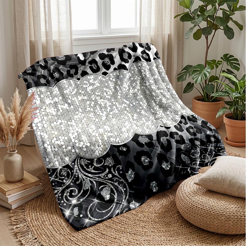 Glamorous Leopard Diamonds 1 Theme blanket Lightweight Warm Flannel Blanket Decorative Throw Blanket for Home Decoration