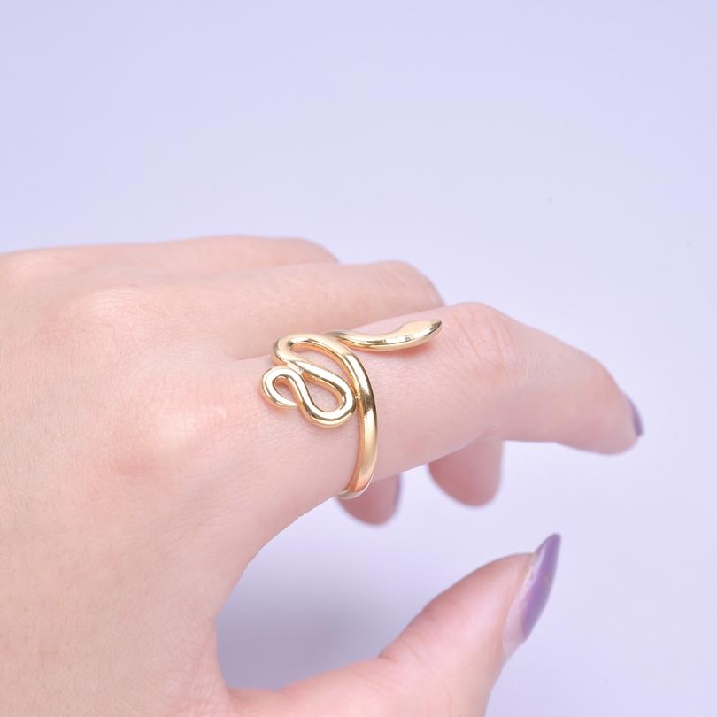 Serpent Snake Ring Stainless Steel Jewelry For Women Girl Punk Accessories Titanium Rings Animal Bague Femme Wedding Party Gift