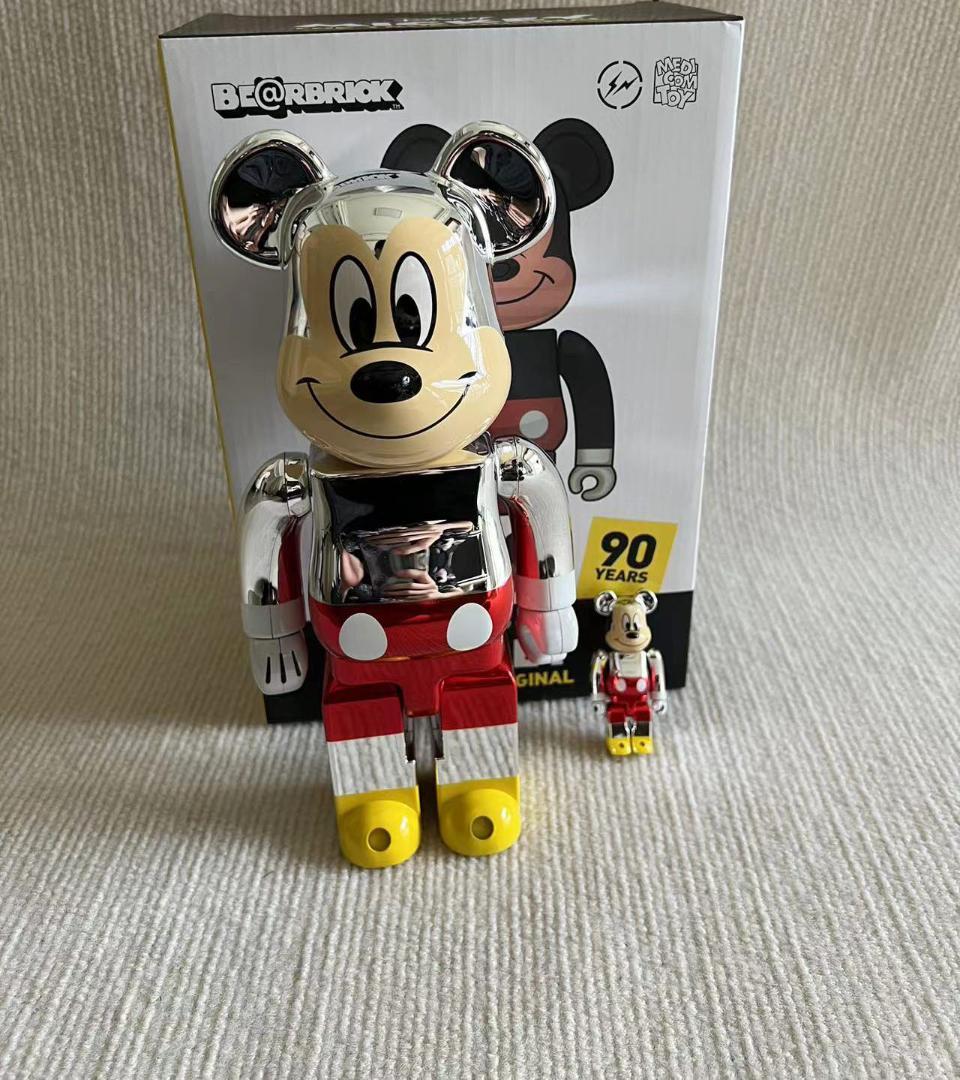 

[USED] BE@RBRICK Mickey Mouse 90th Anniversary 100% & 400%