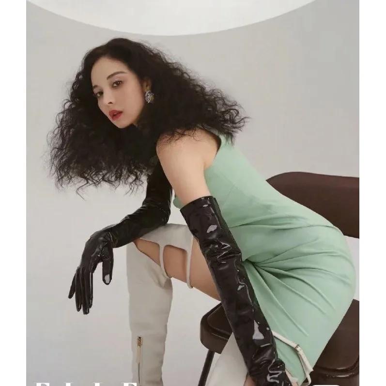 Extra Långa 70CM Lackläderhandskar Dam Ljus Svarta Simulerat Läder PU Varma Prestanda Fotografi Cosplay Gratis Frakt