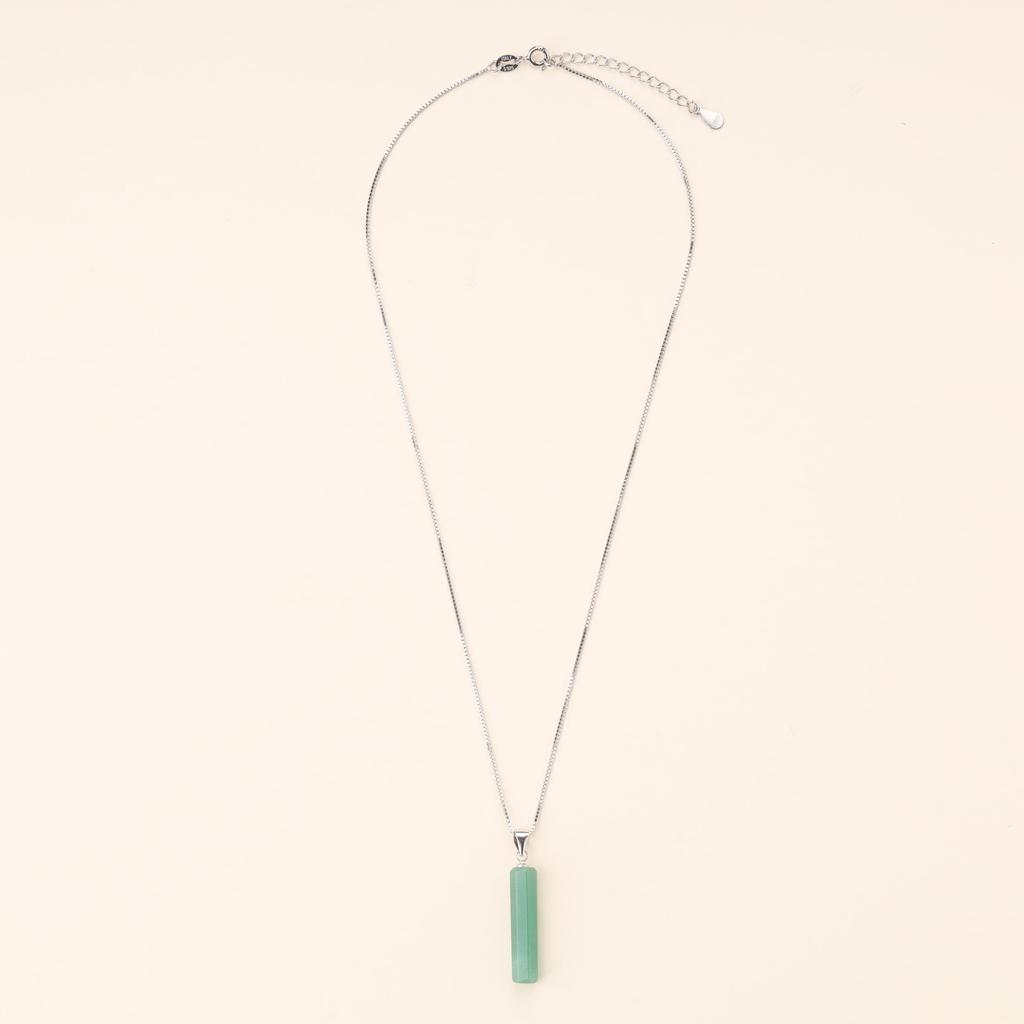 [KOAI] Green Aventurine Stick Power Stone Bar Pendant for Women