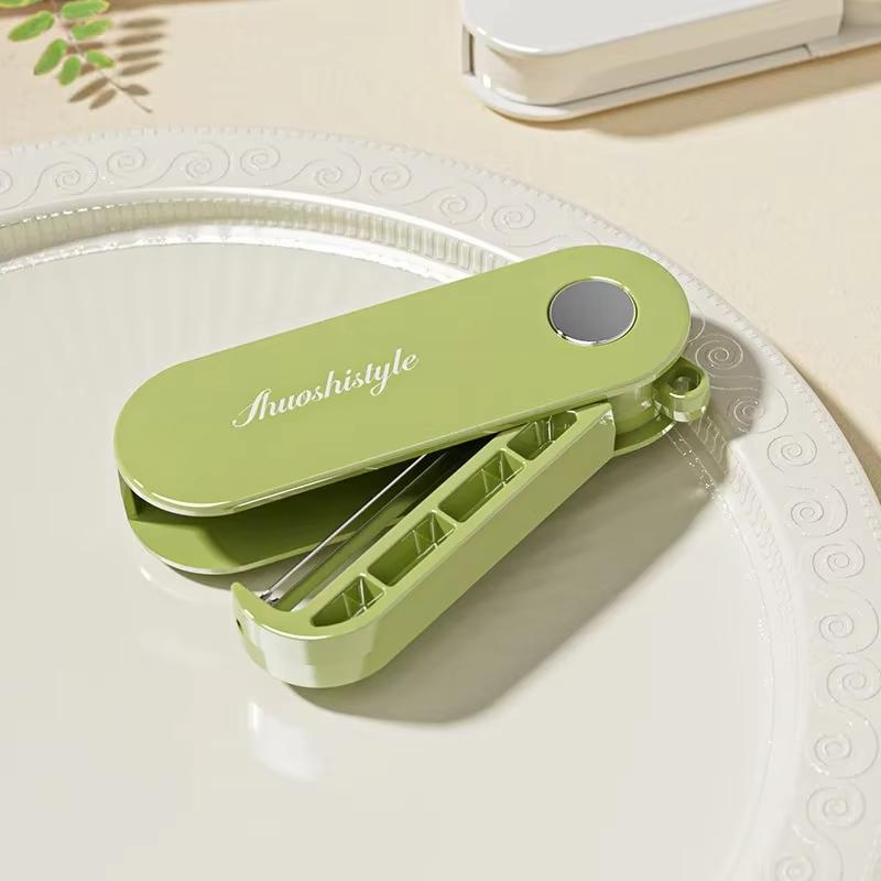 Foldable Peeler Compact Portable Stainless Steel Blade For Kitchen Camping Travel Picnic High Aesthetic Design Easy Storage