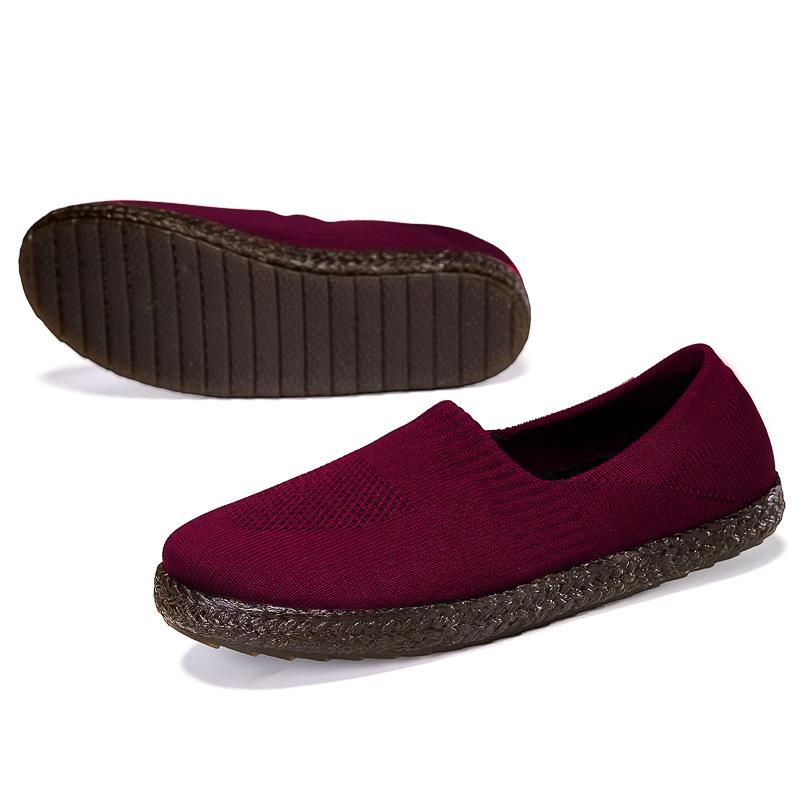 Fashion mother shoes simple casual sandals women's big net breathable comfortable mother shoes elderly shoes sports shoes flying woven shoes