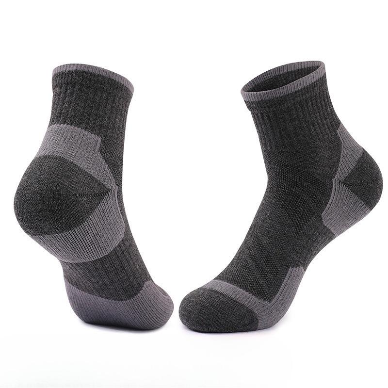 Men's Autumn and Winter Warm Hair Ring Thick Towel Bottom Sports Sweat Absorption Deodorizing Wool Tube Socks