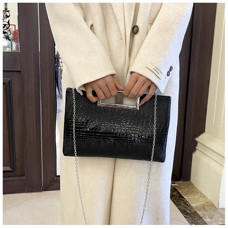 2025 Ladies Crocodile Pattern Crossbody Chain Evening Handbag: High-Quality European & American Fashion