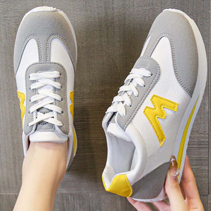 Fashion 2024 Trend Women Autumn Lightweight Fashion Designer Casual Sneakers Women Comfortable Lace Up Walking Shoes Zapatillas De Mujer